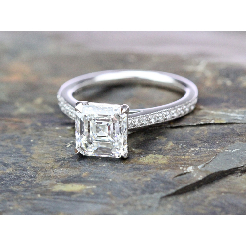 Platinový prsten s diamanty - GIA certifikát