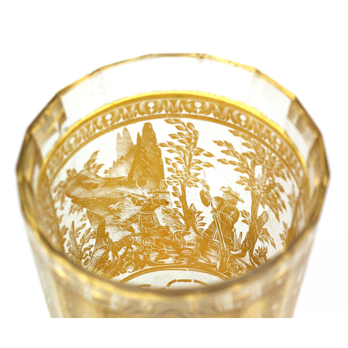 Dvoustěnná číše s motivem lovu kamzíků, kolem r. 1730