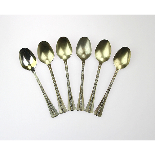 Set of teaspoons