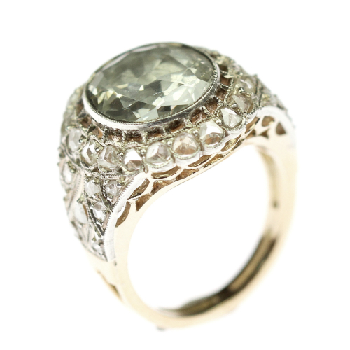 SOLD - Gold ring with diamonds
