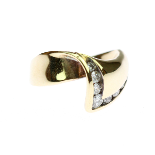 Zlatý prsten s diamanty - šátek