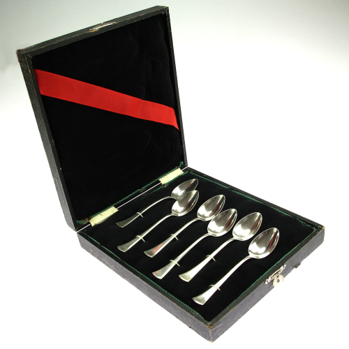Set of spoons for 6 people...