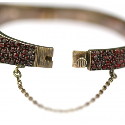 Czech garnet bracelet