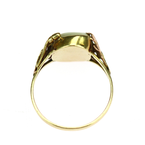 Gold ring with grandel