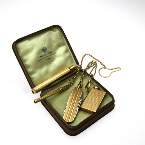 Zlatý šatlén - kuřácká souprava