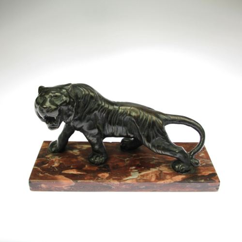 Bronze statue of a tiger