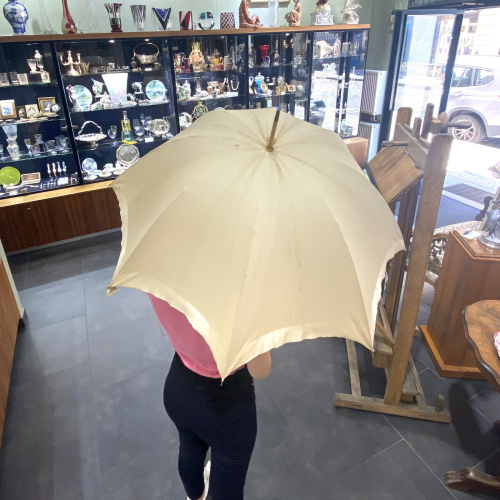 Elegantní slunečník