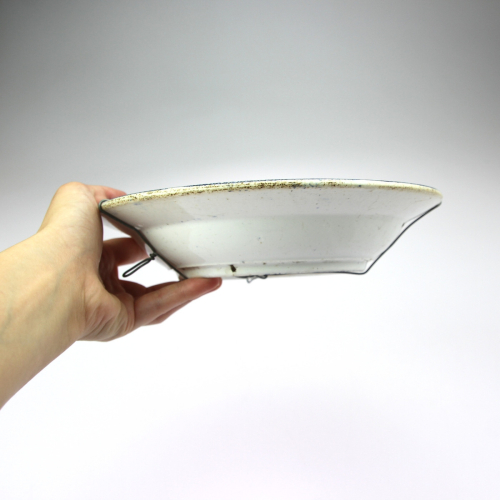 Decorative plate with Chinese motif