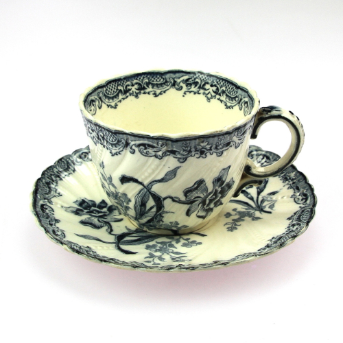 Cup with saucer -...