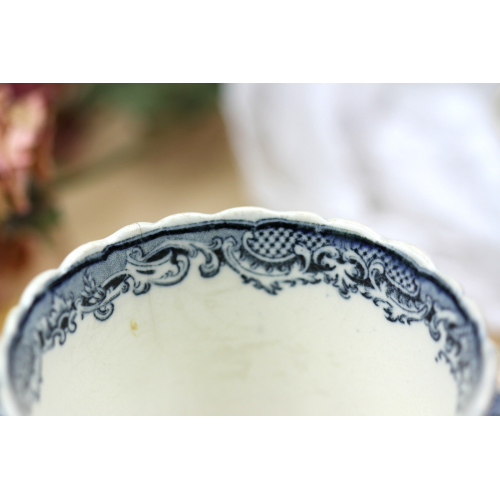 Šálek s podšálkem - Utzschneider & Cie