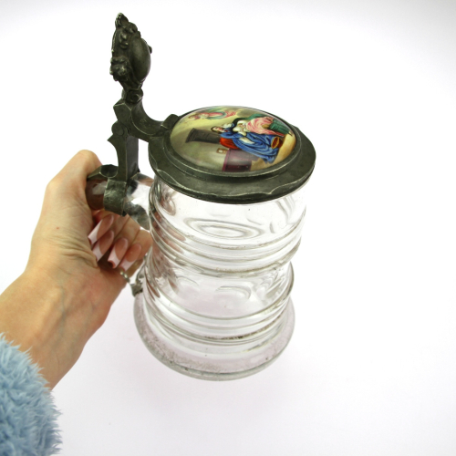 Glass tankard with painted lid