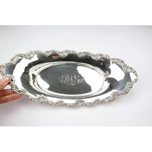 Oval silver bowl - Bailey, Banks & Biddle