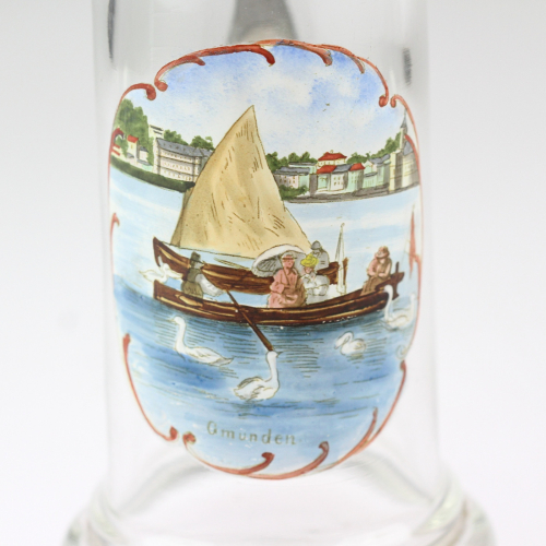 Skleněná holba s křišťálovým poklopem