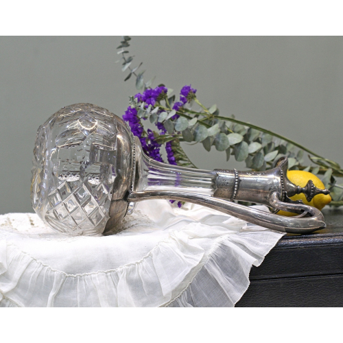 Karafa se stříbrnou montáží - Švédsko rok 1884