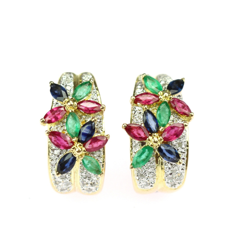 Gold earrings with diamonds...