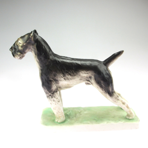 Porcelánový pes - Royal Dux