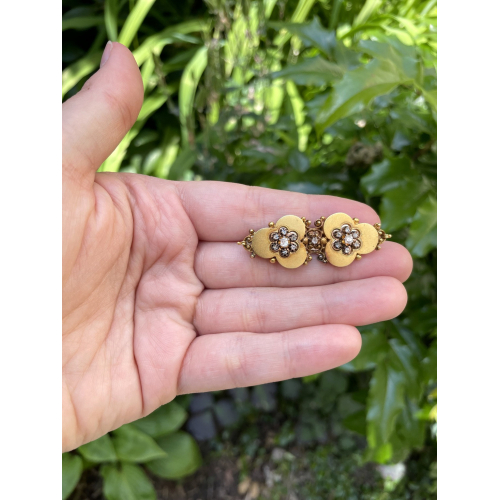 Zlatá brož se starobrusnými diamanty