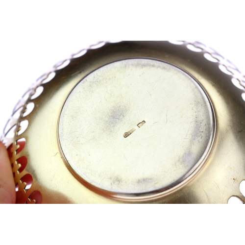 Stříbrný dekorativní košíček