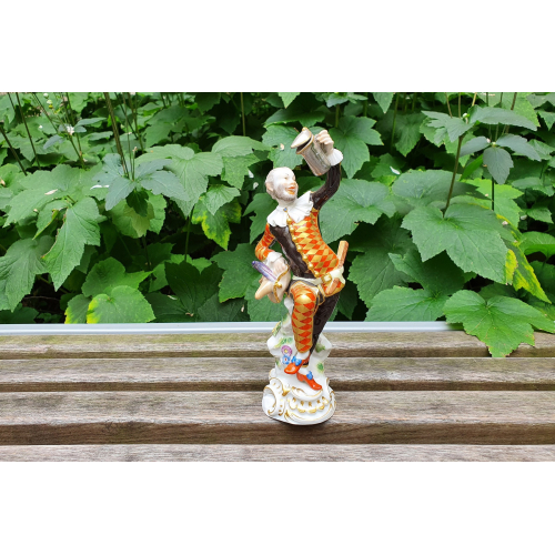 PRODÁNO - Porcelánová soška Harlekýna - Míšeň