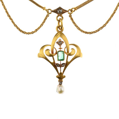 SOLD - Art Nouveau collier with emerald, rose cut diamonds and pearl