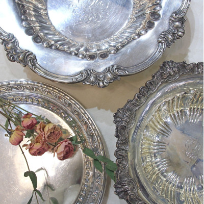 Silver bowl with monogram - Around 1900