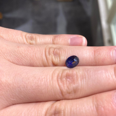 Ceylon blue sapphire - 1,60 ct