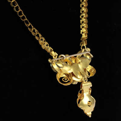 PRODÁNO - Zlatý náhrdelník/brož se smalty - druhé rokoko