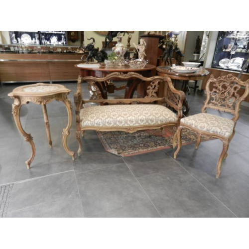 Sofa set - historicism