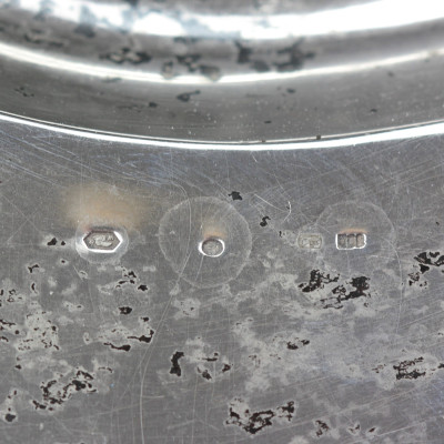 Silver tray with roses