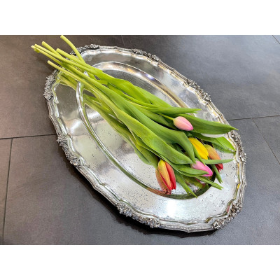 Silver tray with roses