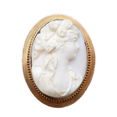 Brož s kamejí z mořského korálu