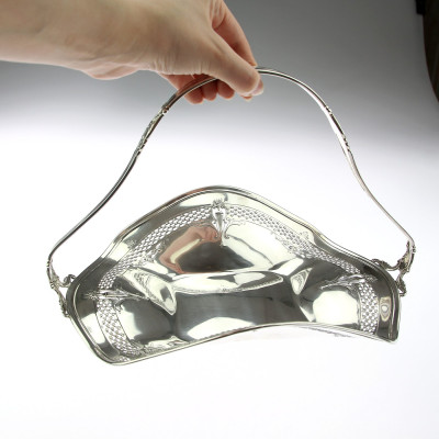 Silver basket - International Silver Co.