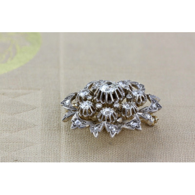 Květinová diamantová brož - konec 19. století