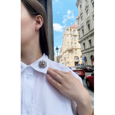 Květinová diamantová brož - konec 19. století