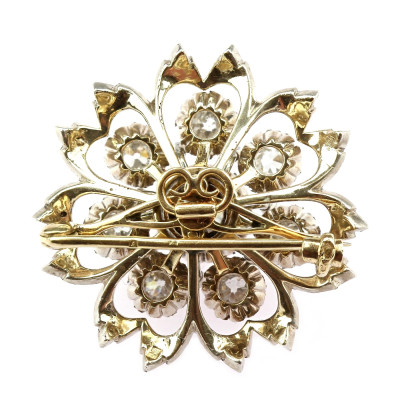 Květinová diamantová brož - konec 19. století