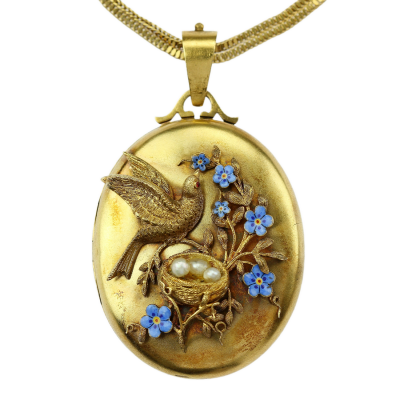 PRODÁNO - Velký zlatý medailon na řetízku - ptačí hnízdo