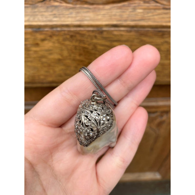 PRODÁNO - Náhrdelník s obří barokní perlou a diamanty