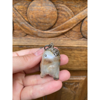 PRODÁNO - Náhrdelník s obří barokní perlou a diamanty