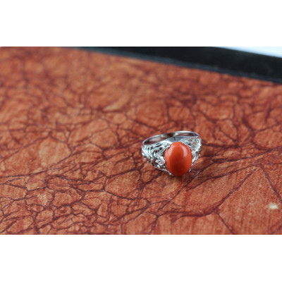 Zlatý prsten s mořským korálem