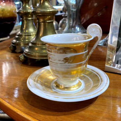 Empírový šálek s podšálkem