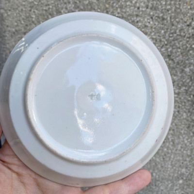 Porcelánový šálek s podšálkem - 19. století