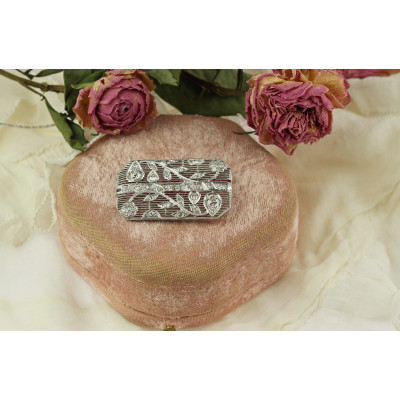 Art deco platinová brož s diamanty a rubíny