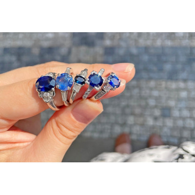 Platinový prsten se safírem - certifikace GIA