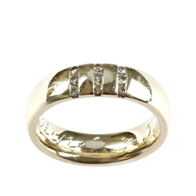 Zlatý prsten s diamanty