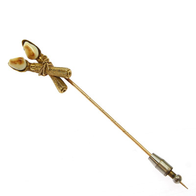 Gold pin with grandel