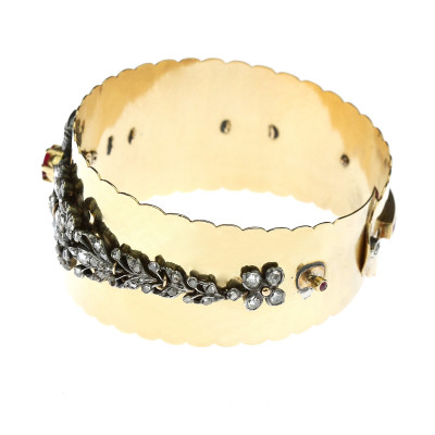 Gold bracelet with ruby bow and diamonds - 17 cm