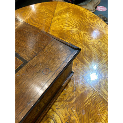 Dřevěná truhlička s intarzií - 19. století