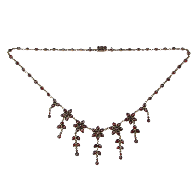 Granátový náhrdelník