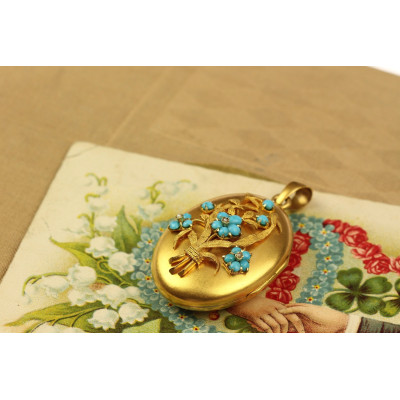 Austro-Hungarian gold locket with turquoises and pearls