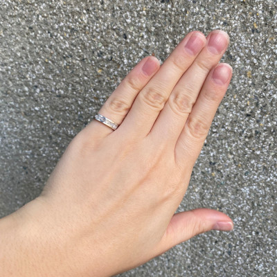 Bílozlatý prstýnek s diamanty